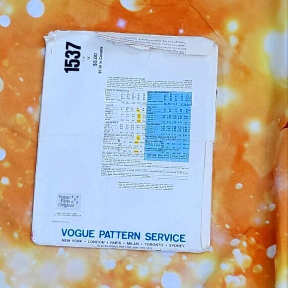 Vogue  vintage Yves St Laurent pattern - Picture 6 of 7